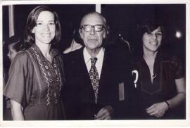 Heloisa Cheib, Sergio Magnani e Helena Cheib em um evento.