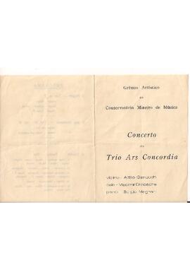 Grêmio Artístico do Conservatório Mineiro de Música. Concerto do Trio Ars Concordia: Attilio Genocchi, violino, Vladimir Drobache, violoncelo e Sergio Magnani, piano.