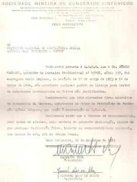 Certidão da Sociedade Mineira de Concertos Sinfônicos atestando vínculo empregatício como regente...